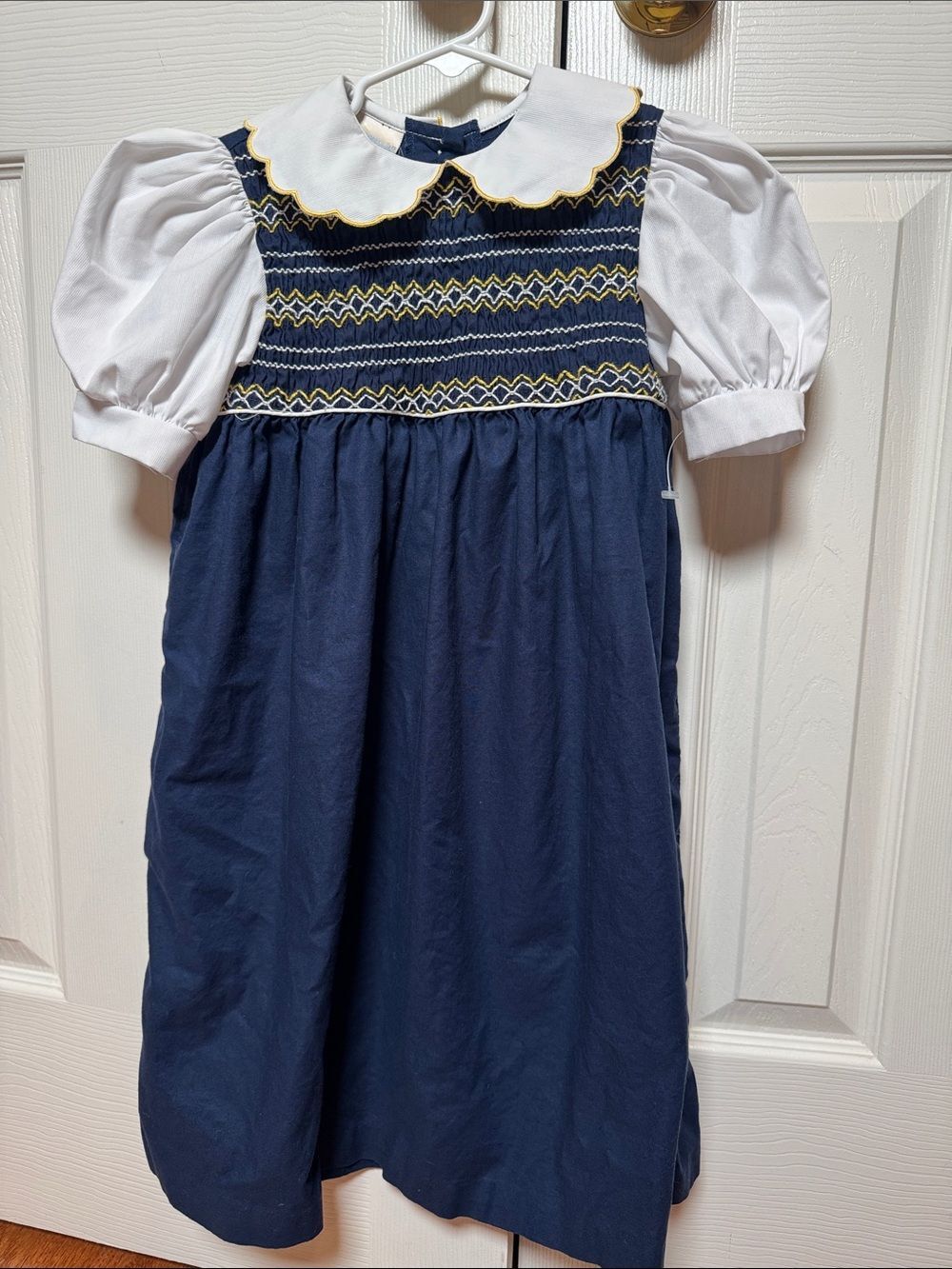 Navy Smocked vintage 90s Bishop Dress with White Peter Pan Collar size 6 girls